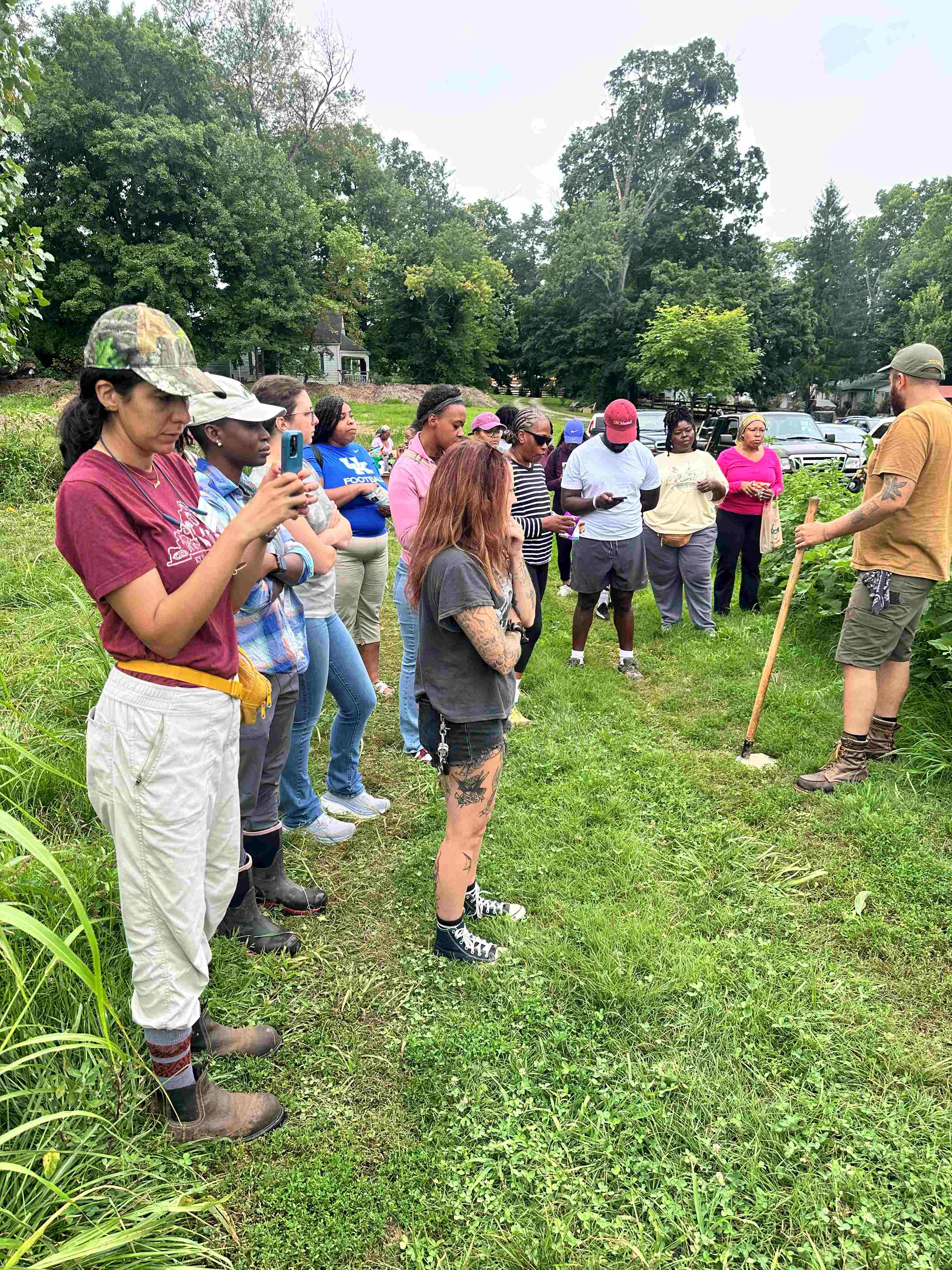 Participants gathered at the field day.